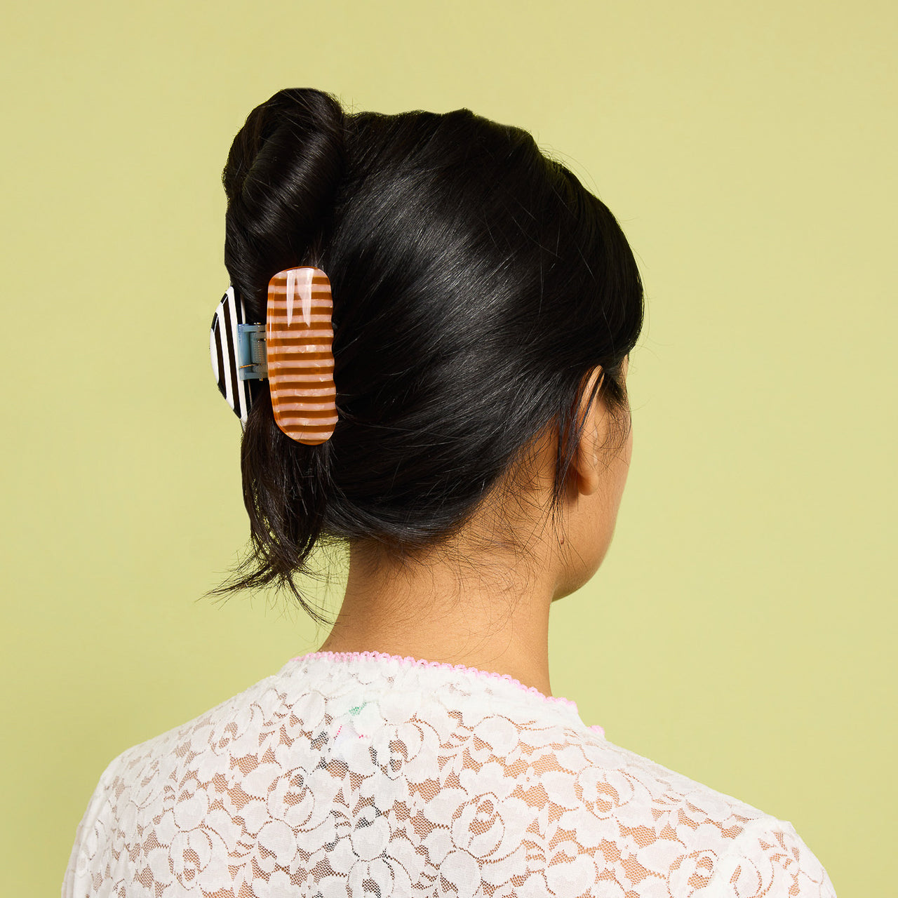 Juno Hair Claw in Andi by Chunks main image 1